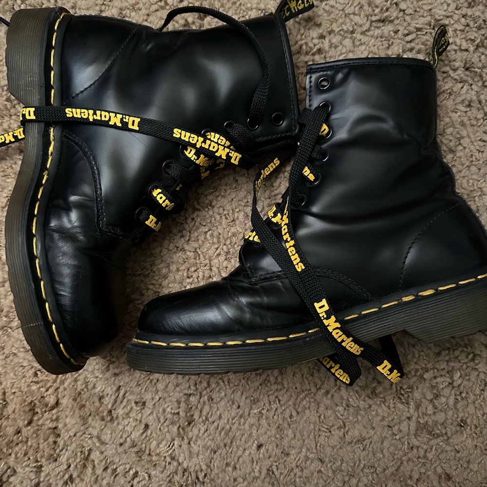 Hyper Rare Dr Martens 1b89 - image 4